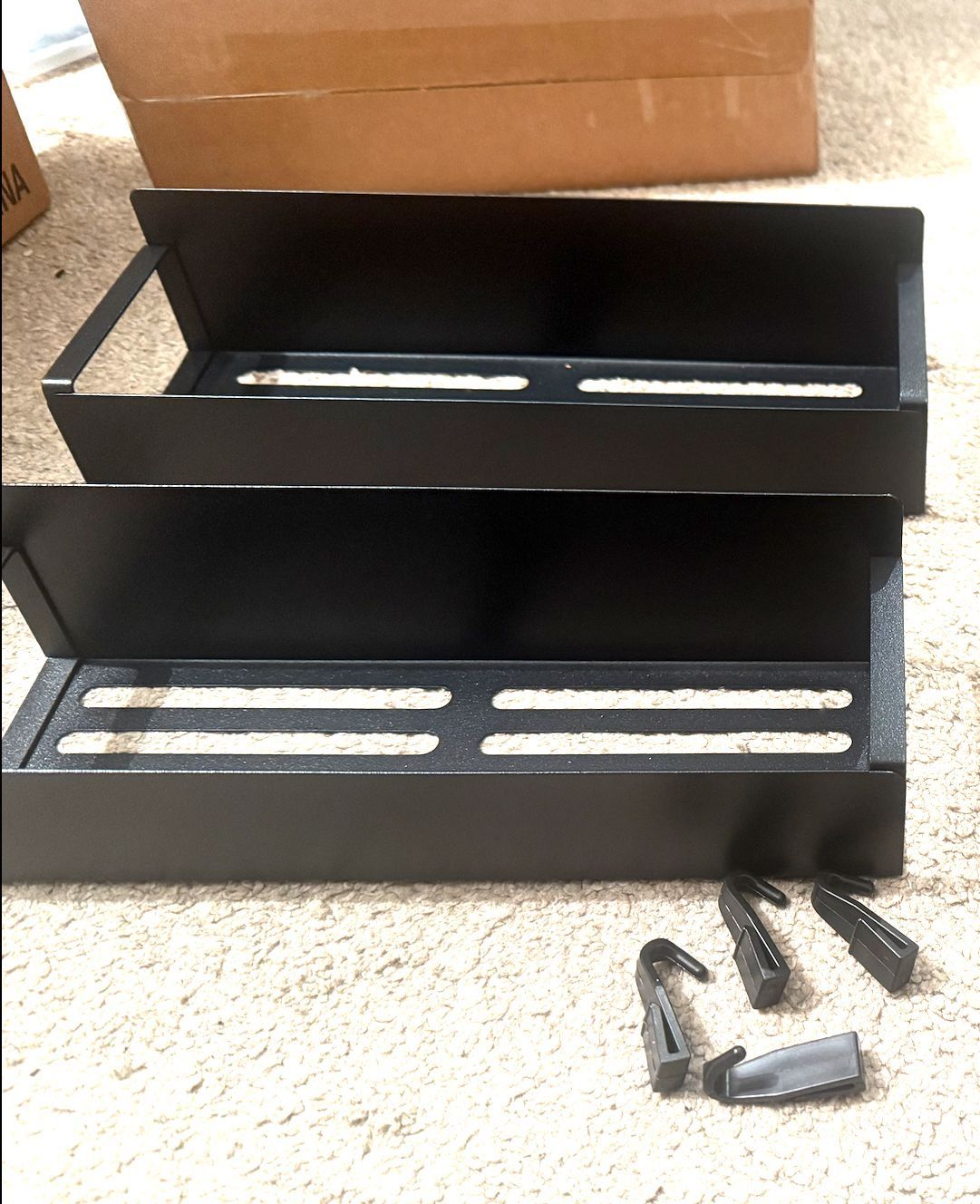 2 Magnetic Spice Storage Racks for Fridge and Oven - photo 3