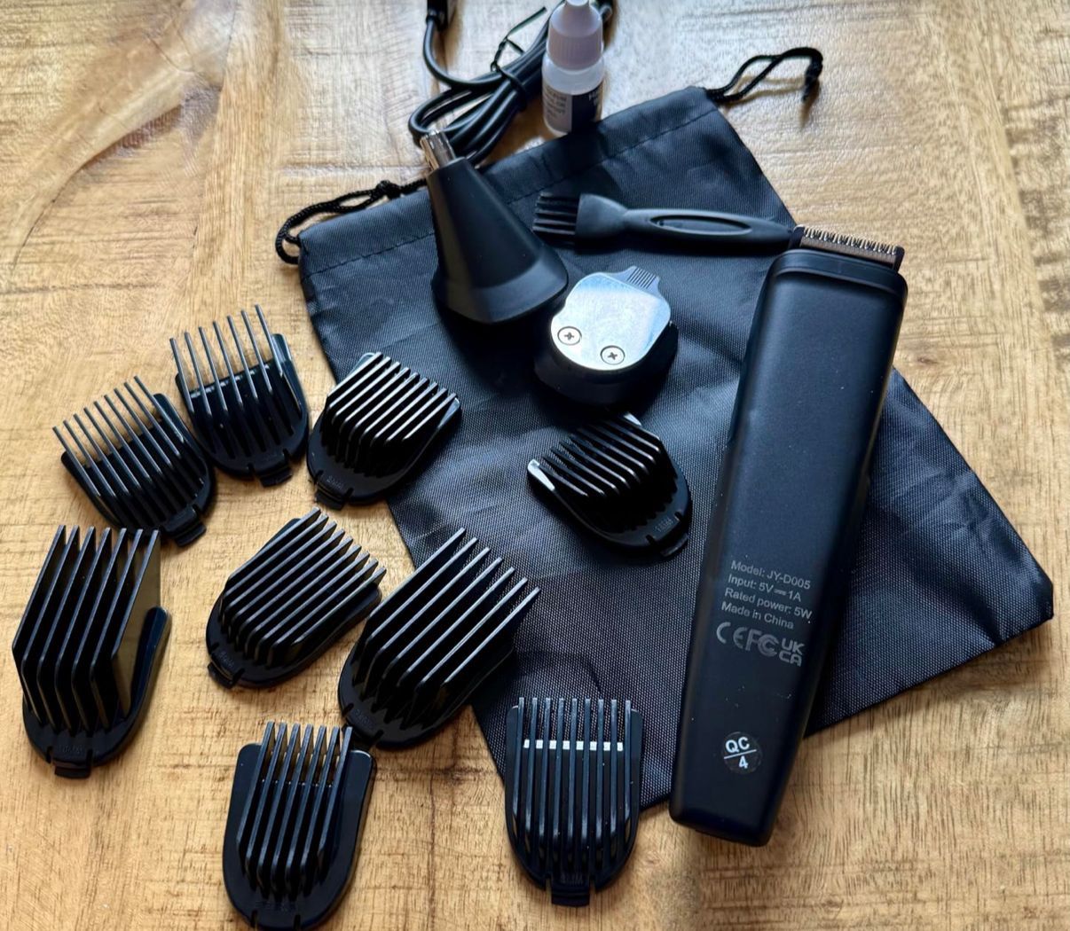 Professional Beard Trimmer and Hair Clipper Grooming Kit - photo 3