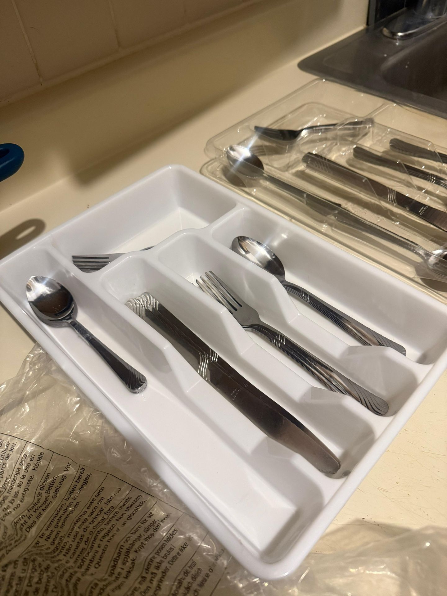 24-Piece Stainless Steel Flatware Set for 4 - photo 3