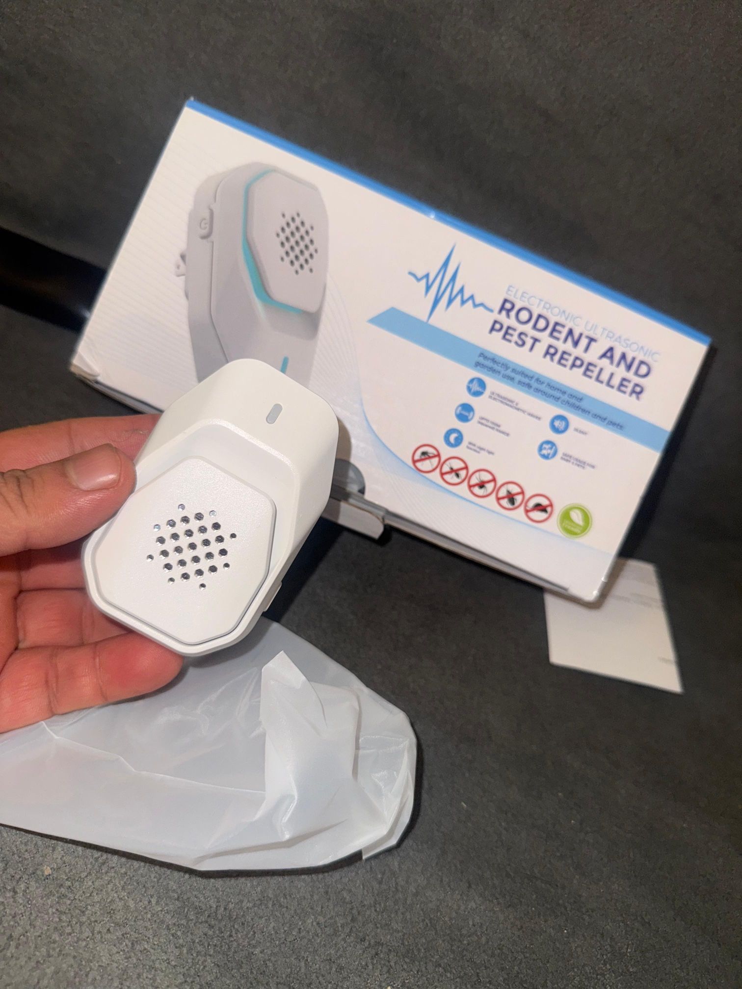 6 Packs Ultrasonic Pest Control Repeller