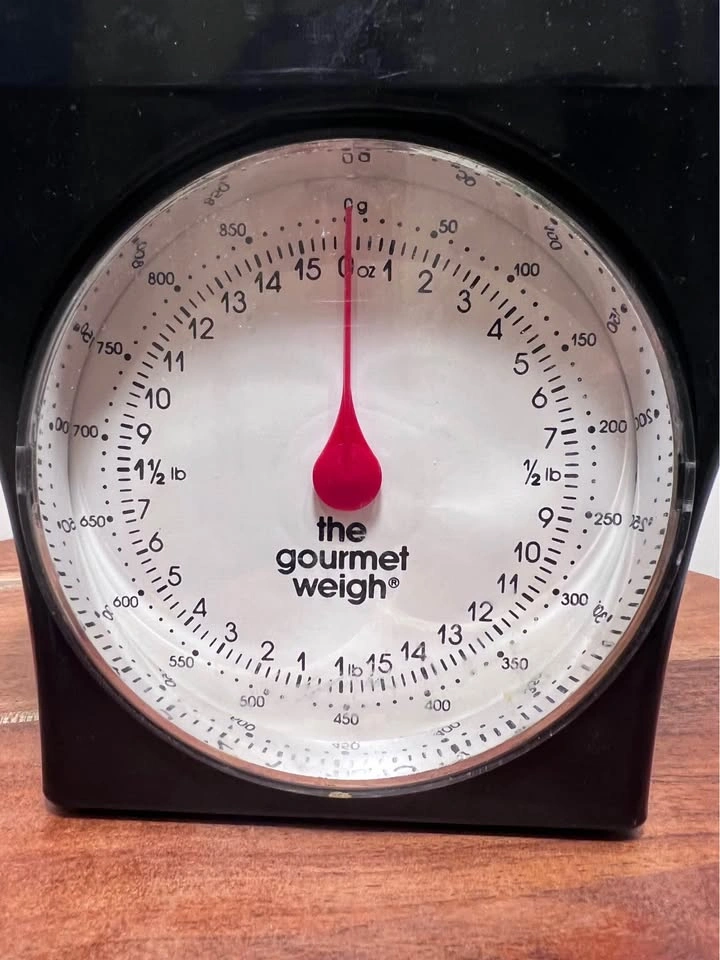 Vintage Metrokane The Gourmet Weigh Mechanical Kitchen Scale - photo 3