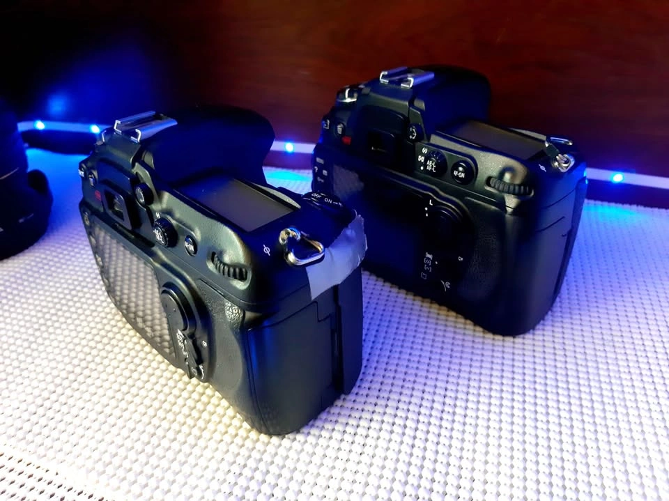 Nikon Cameras and Lens with Accessories - photo 3