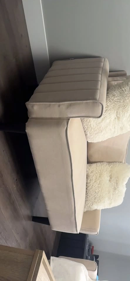 2 beautiful couches and a wood and Metal Table - photo 4