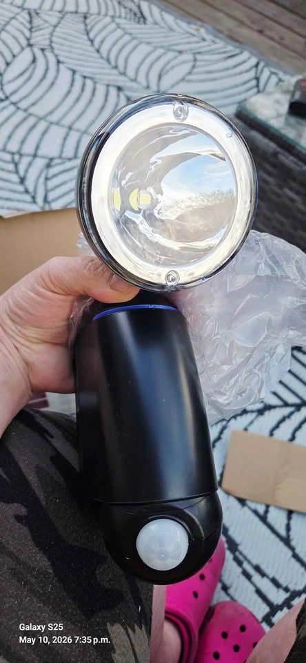 FUSION Solar Motion Security Light - photo 2