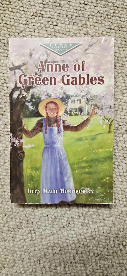 Anne of Green Gables book Lucy Maud Montgomery