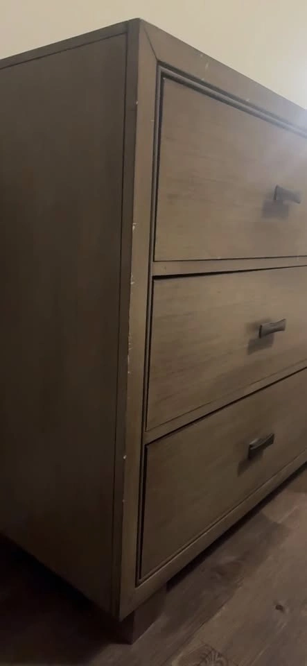 Brown 6-Drawer Dresser - photo 3