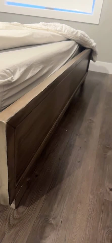 Wood Queen Bed and mattress - photo 3
