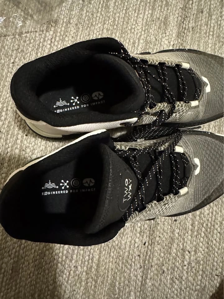 New Balance Two Wxy Basketball Shoes - photo 4