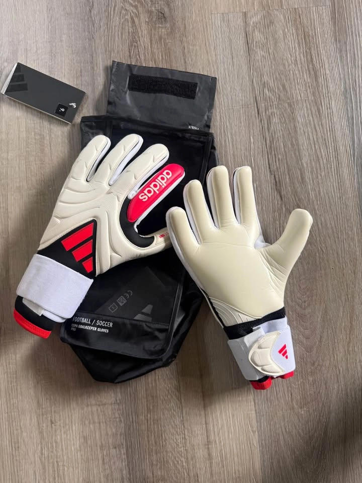 Adidas Copa Goalkeeper Gloves Pro size 9 - photo 2