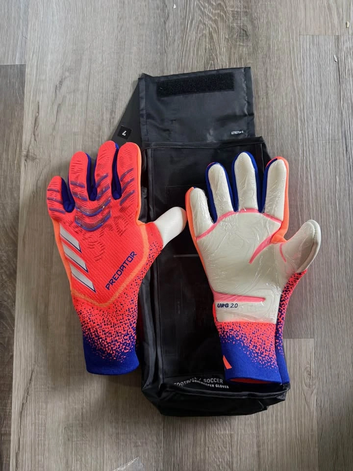 Predator Goalkeeper Gloves Pro size 7 - photo 2
