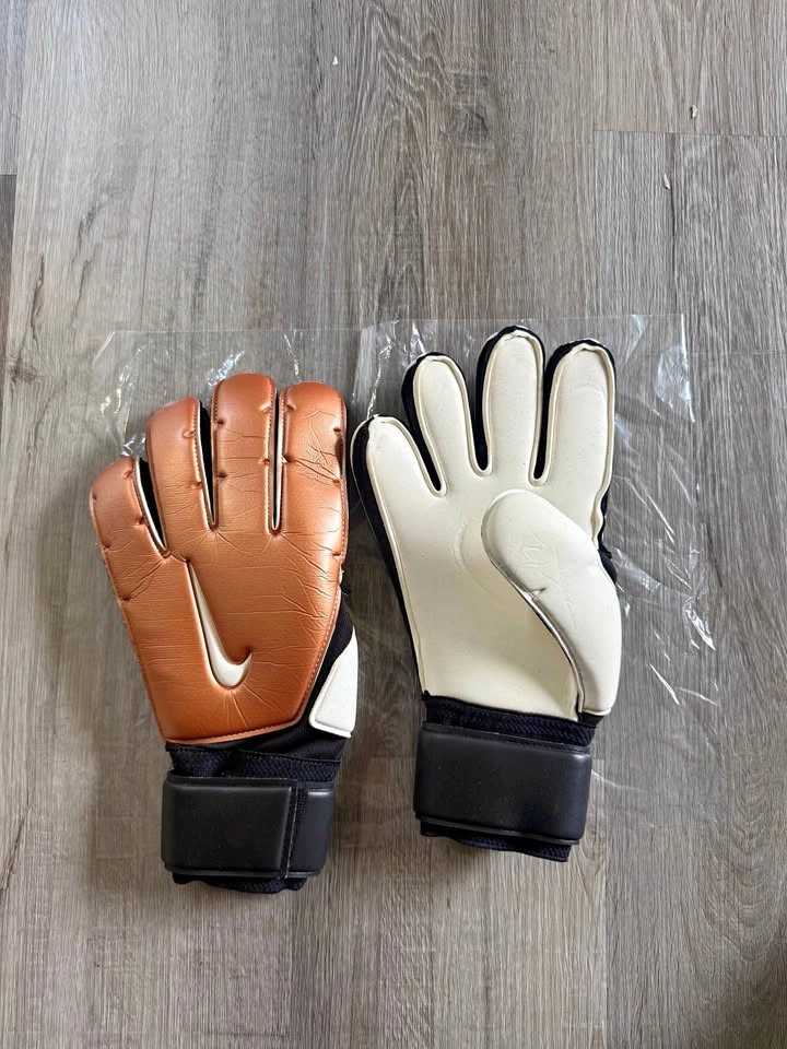 Nike GK Premier No SGT Promo Goalkeeper Glove size 10