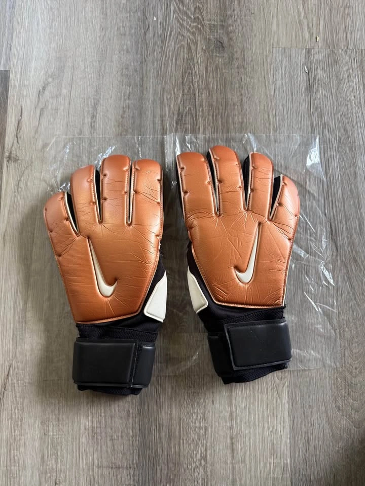 Nike GK Premier No SGT Promo Goalkeeper Glove size 10 - photo 2