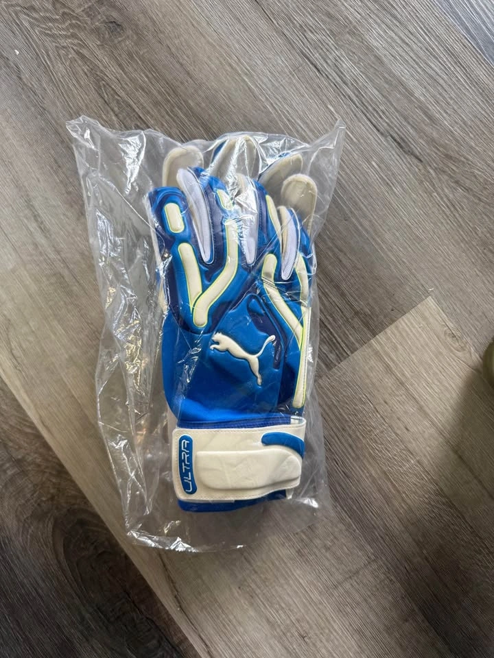 Puma Ultra Pro Regular Cut GK Gloves size 10 - photo 2