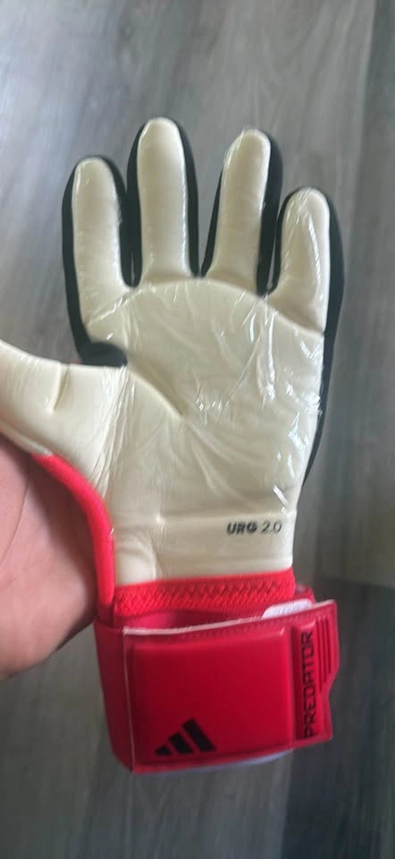 Adidas Predator Competition Goalkeeper Gloves size 7 - photo 2
