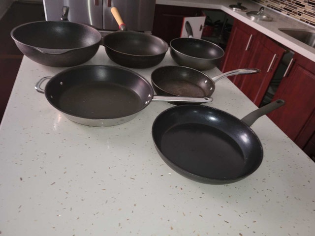 $10 each Frying Pans and Wok - photo 4