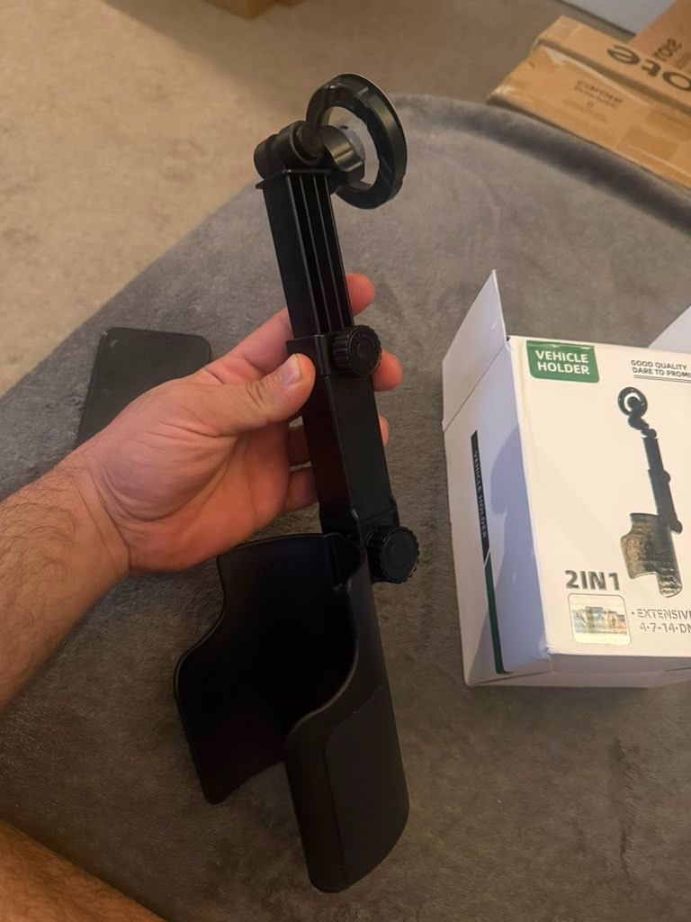 Adjustable Magnetic Cup Holder Phone Mount - photo 2