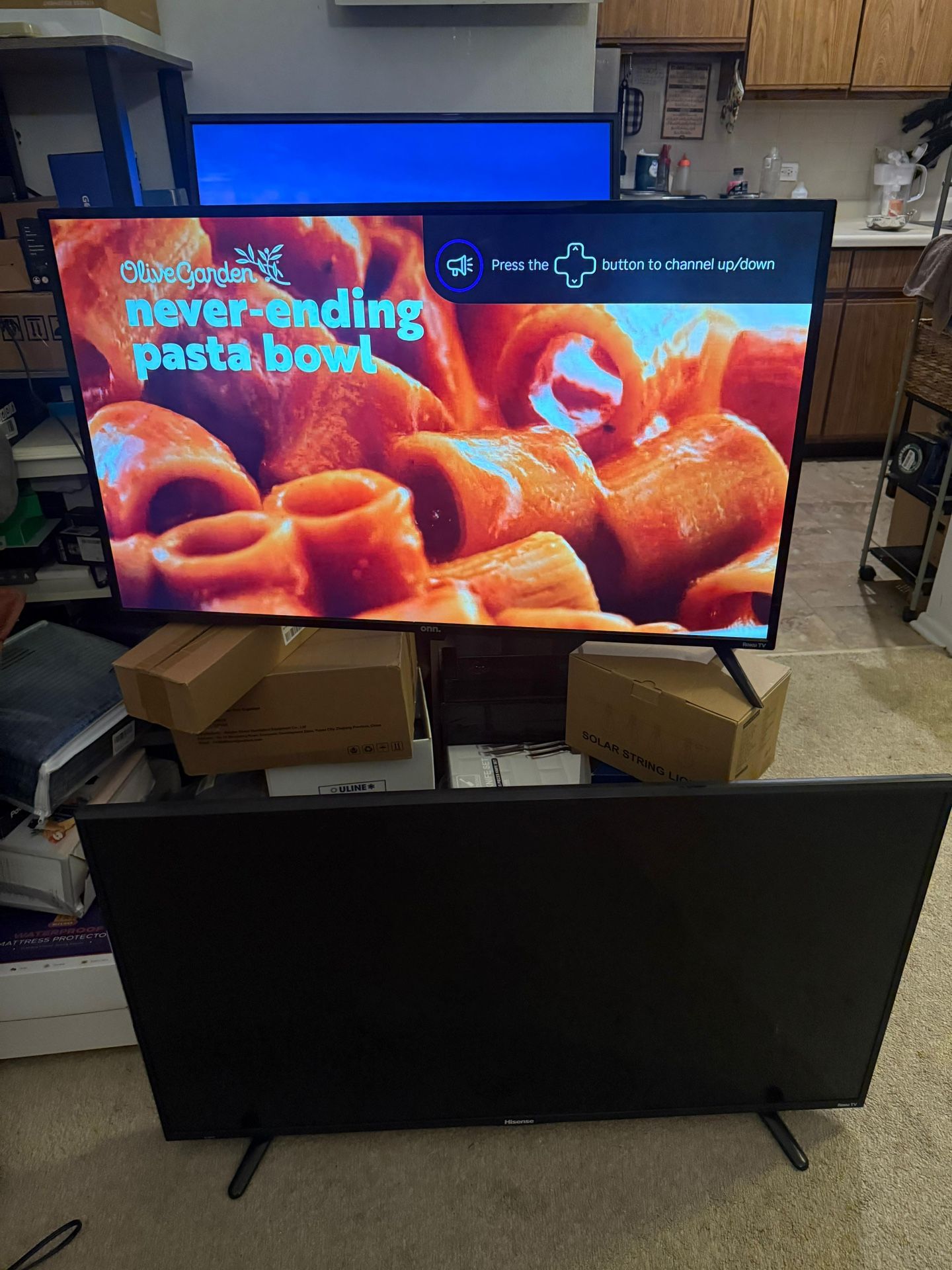 Roku Smart TV 2025 – 40-Inch Select Series, 1080p Full HD