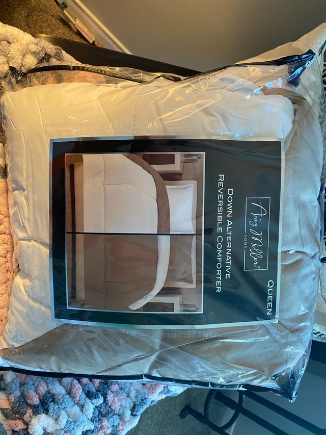 Amy Miller Home Queen Down Alternative Reversible Comforter - photo 2