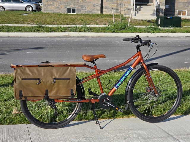 Kona Ute Cargo Bike – Family Longtail Bicycle – Non Electric