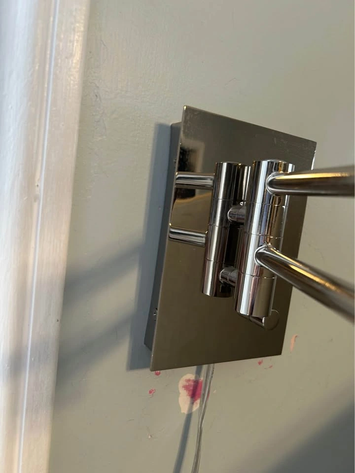 Wall swing away lamp - photo 4
