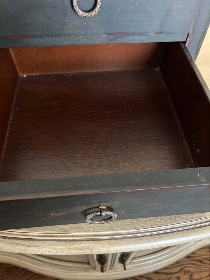Small vintage storage cabinet - photo 4
