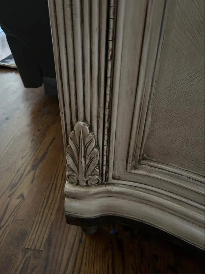 Side Board/Buffet - photo 2