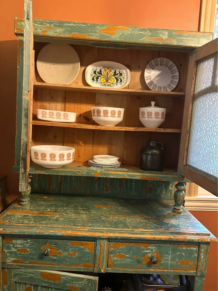 Farmhouse/Cottage style cabinet