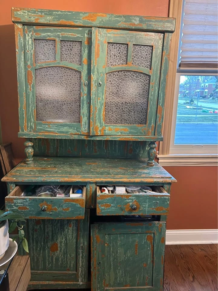 Farmhouse/Cottage style cabinet - photo 2