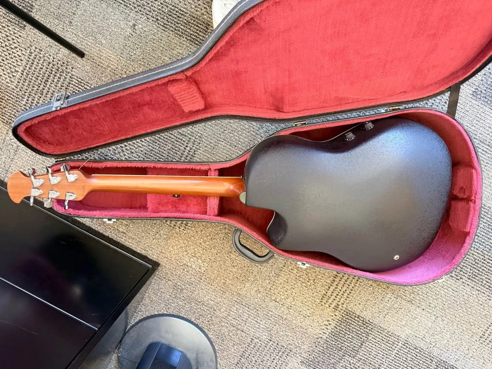 Ovation Celebrity CC68 Acoustic-Electric Guitar w/ Hard Case & F - photo 5