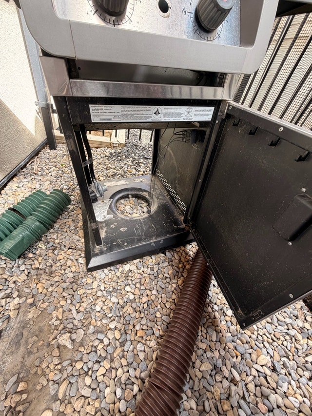 Coleman Barbecue - photo 5
