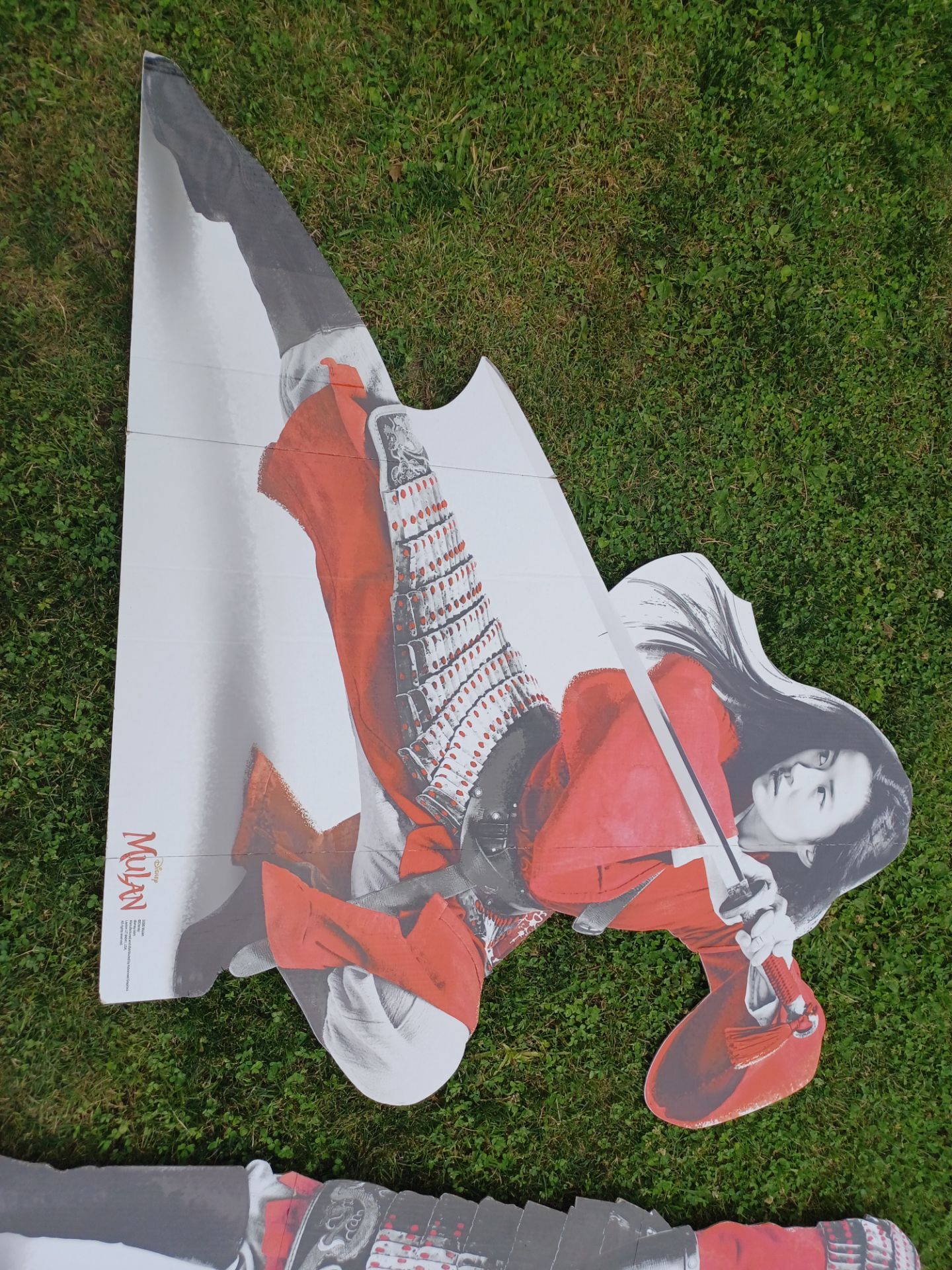 6ft Mulan cardboard cutout set 2pc - photo 4