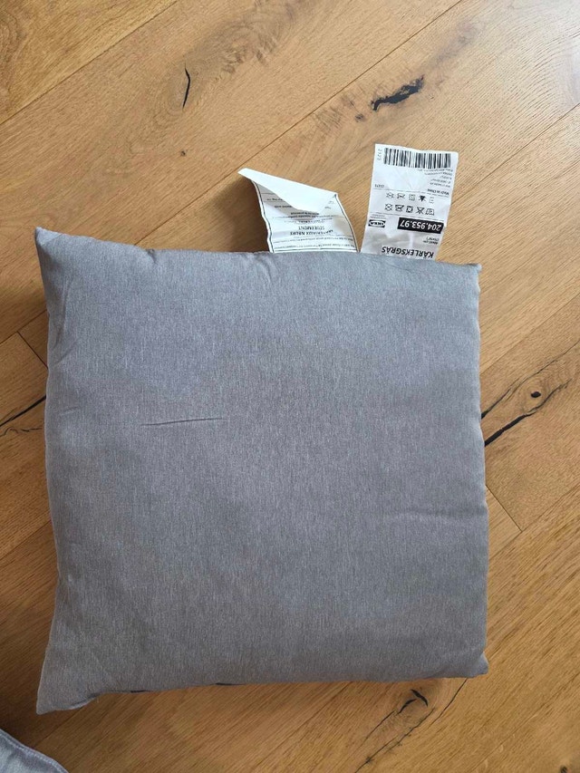 pillow cushion - photo 2