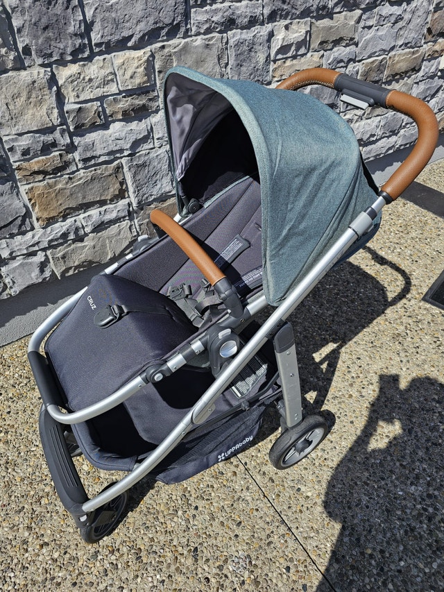 Uppa Baby Cruz Stroller - Mint Condition