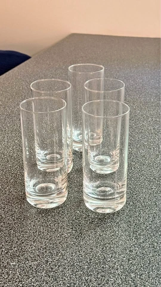 Set of Drinking Glasses