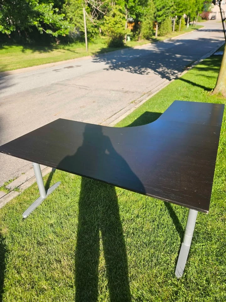 Free IKEA L-shaped corner desk near UTM - photo 3