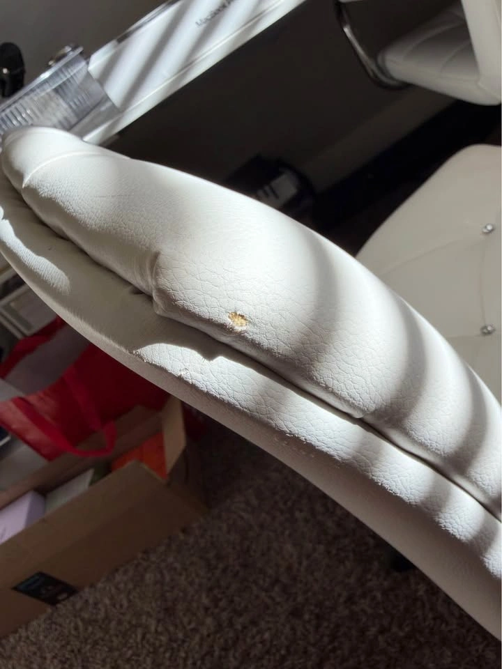 White Tufted Office Chair - photo 4