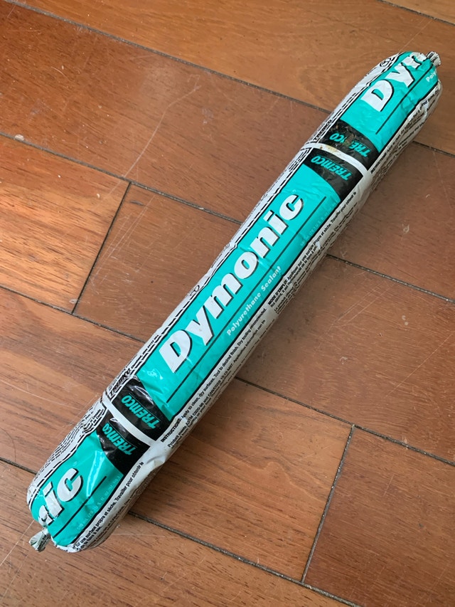 tremco 8 tubes polyurethane sealant