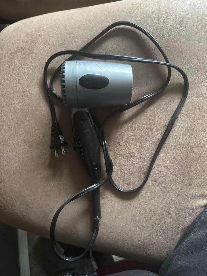 Conair Compact Travel Hair Dryer - photo 2