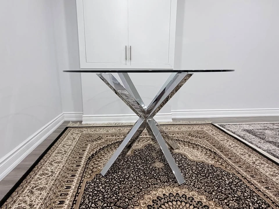 Modern Round Glass Dining Table – Like New - photo 2