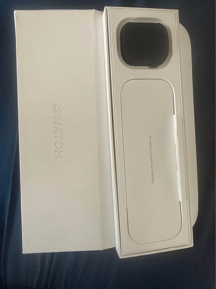 Apple Watch Series 10 GPS 46MM with Extra Bands like New - photo 2