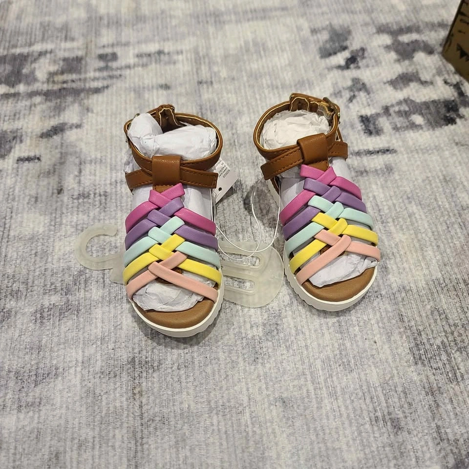 Never worn toddler sandal - size 4