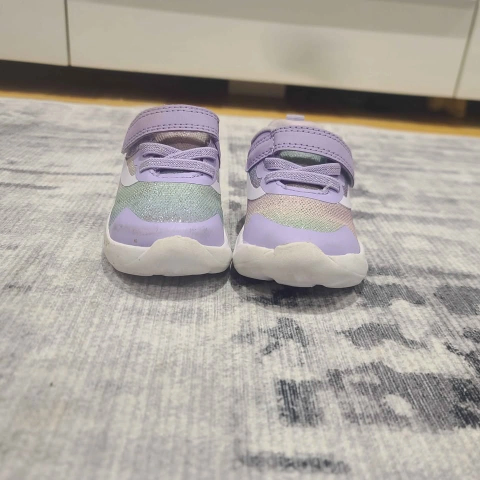 Toddler girl sneakers - Size 4 - photo 2