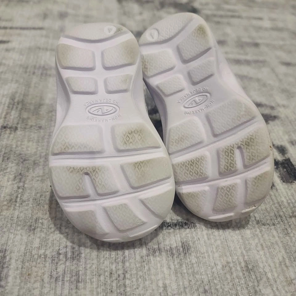 Toddler girl sneakers - Size 4 - photo 3