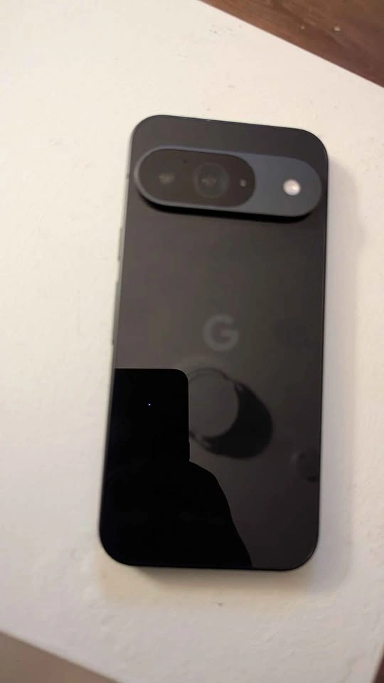 Google Pixel 9 - photo 3