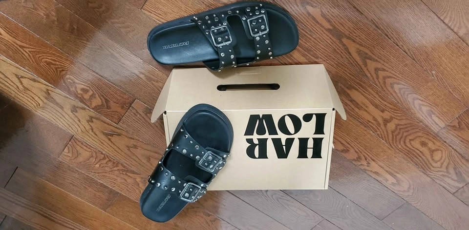 Harlow Studded Sandals Sz 10 - photo 2