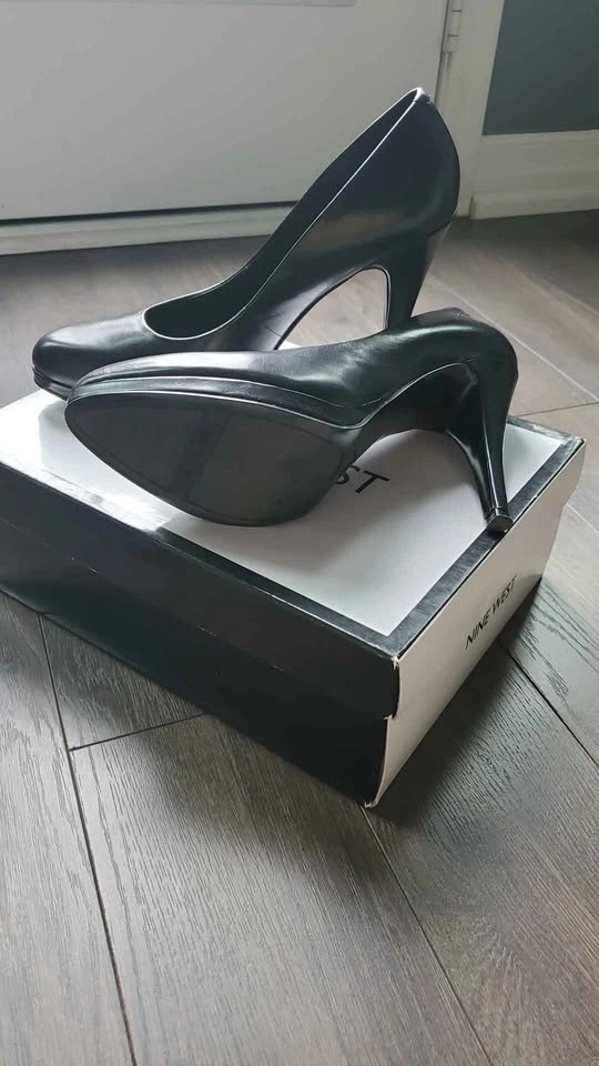 Nine West Black Heels Size 8.5 - photo 4