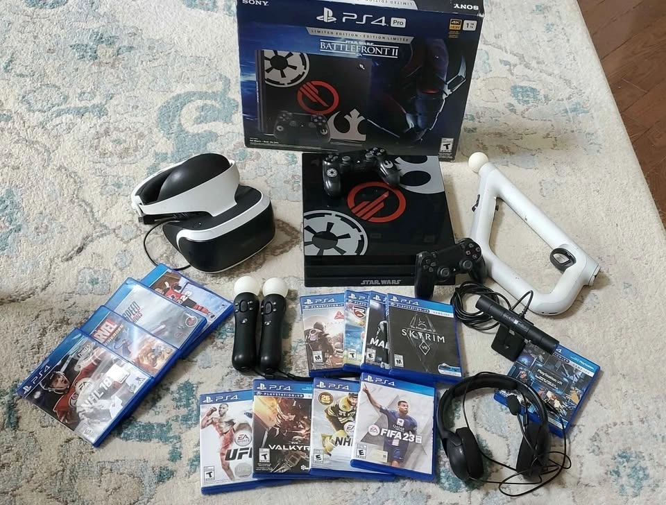 PS4 Star Wars Limited Edition, 2 controllers, 13 games and VR - photo 2