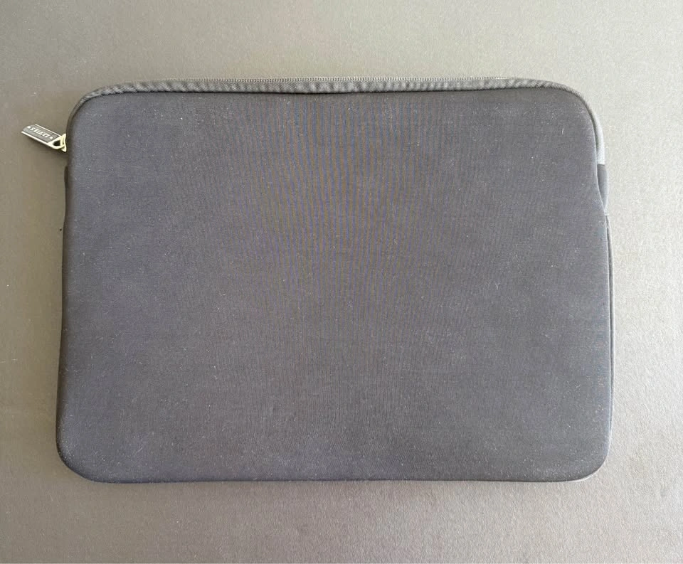 Black Laptop Sleeve for 13” laptops - photo 3