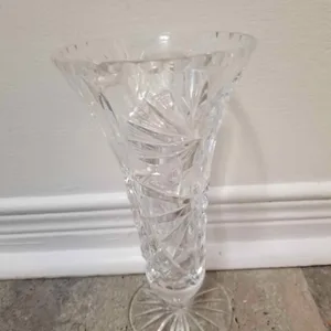 Vintage Crystal Pinwheel Glass Vase