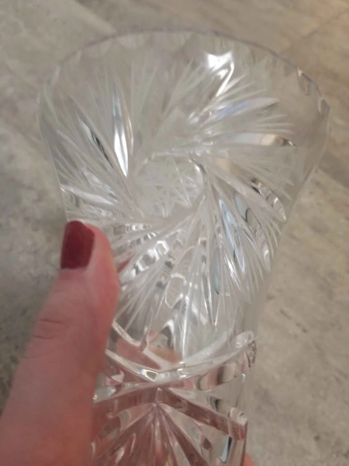 Vintage Crystal Pinwheel Glass Vase - photo 3